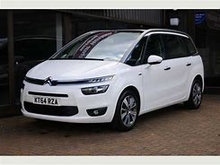 Citroen Grand C4 Picasso Exclusive Hdi 1.6 Boot Space Dimensions & Luggage Capacity photo