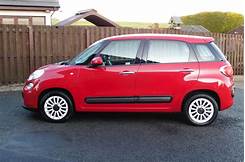 Fiat 500L Living 1.6 16V Multijet Lounge Boot Space Dimensions & Luggage Capacity