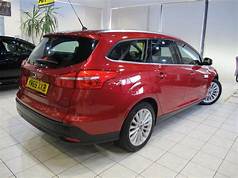 Ford Focus Turnier 1.5 EcoBoost Start Stop Titanium Boot Space Dimensions & Luggage Capacity photo