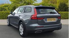 Volvo V60 Cross Country Boot Space Dimensions & Luggage Capacity