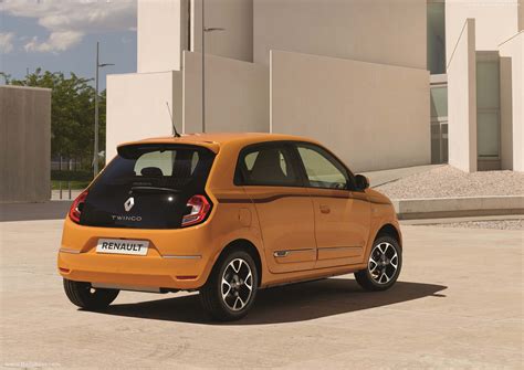 Renault Twingo SCe Boot Space Dimensions & Luggage Capacity