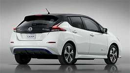 Nissan Leaf (62 kWh) Boot Space Dimensions & Luggage Capacity