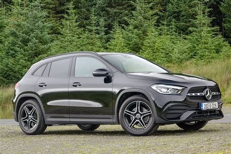 Mercedes Benz GLA 200 d Boot Space Dimensions & Luggage Capacity