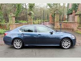 Lexus GS 450h 3.5 V6t Hybrid Boot Space Dimensions & Luggage Capacity