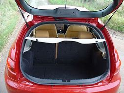 Alfa Romeo Giulietta 1.4 TB 16V MultiAir Turismo TCT Boot Space Dimensions & Luggage Capacity